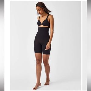 NWOT SPANX Higher Power Short shapeware. Never worn. No stains or rips. Size S
